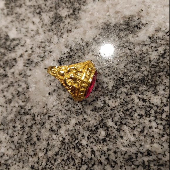 Men's pinky signet ring. Size 7 - Picture 6 of 16